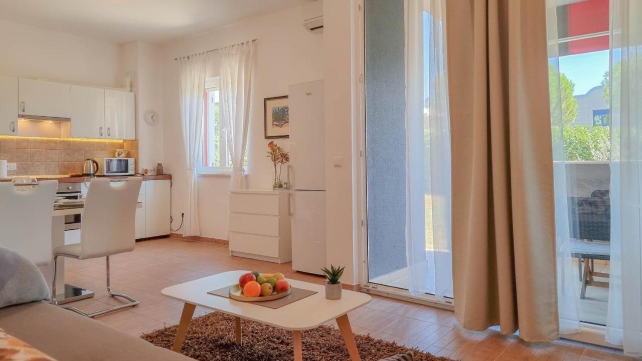 Ferienwohnung Lea Novigrad Istria Exterior foto