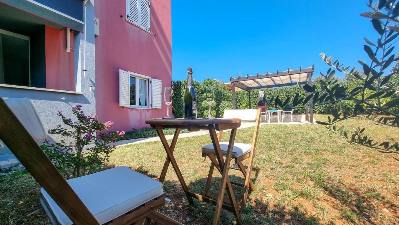 Ferienwohnung Lea Novigrad Istria Exterior foto